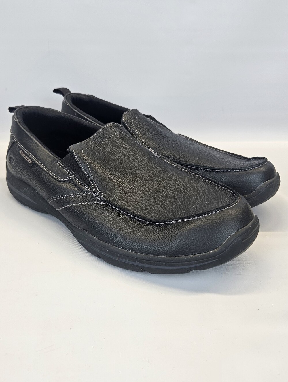SKECHERS Slip On Shoes Relaxed Fit Harper Forde Black Leather Mens 11.5 Cushion